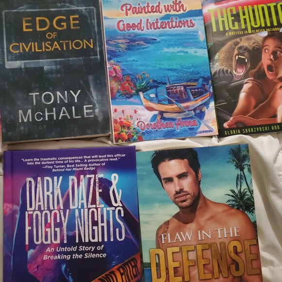 📚 Pick 5 Books – Your Choice $10 CAD Bundle Deal lot Resilience Novel - Picture 4 of 14